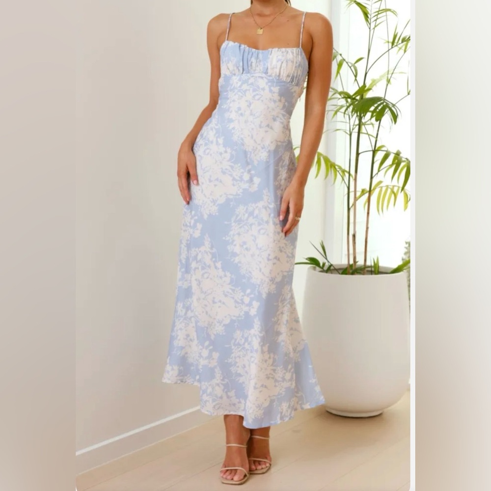 Billy J Margie Floral Midi Dress - Picture 9 of 10
